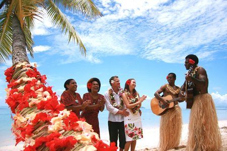 斐济人能歌善舞,热情好客